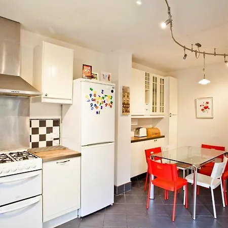 Holiday Home York * Йорк