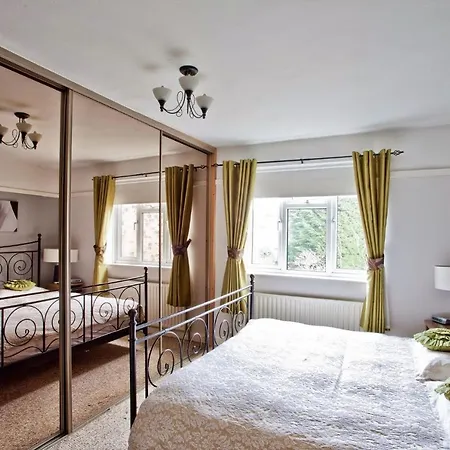 Holiday Home York Дом отдыха